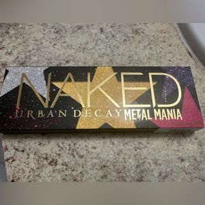 Naked Urban Decay Metal Mania eyeshadow palette and primer